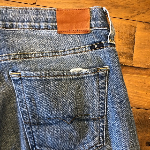 Lucky Brand Jeans - Picture 11 of 11